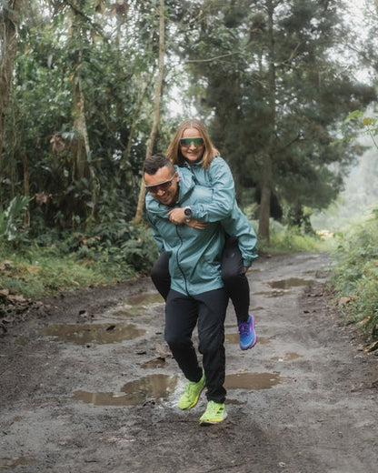 Ropa Ciclismo Mujer_Rompe Vientos Mujer Verde